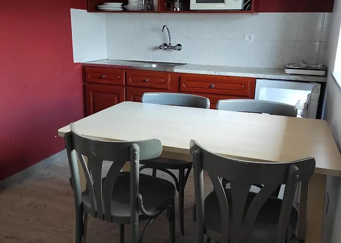 Penichepraia - Bungalows, Campers & 4*