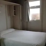 Kompleks wypoczynkowy Penichepraia - Bungalows, Campers & 4*