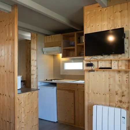 Penichepraia - Bungalows, Campers & Peniche