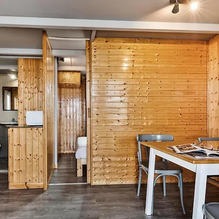 Tatil parkı Penichepraia - Bungalows, Campers &