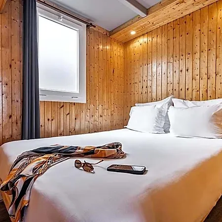 Penichepraia - Bungalows, Campers & 4* Peniche