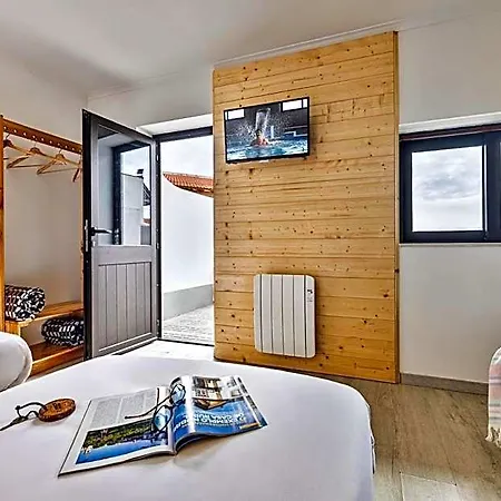 Penichepraia - Bungalows, Campers & 4*