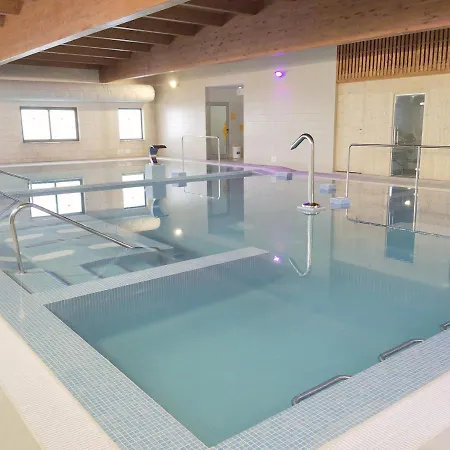 Parco vacanze Penichepraia - Bungalows, Campers & 3*