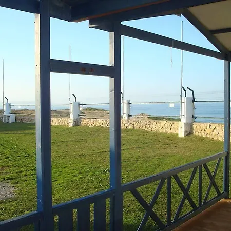 Kompleks wypoczynkowy Penichepraia - Bungalows, Campers & 4*