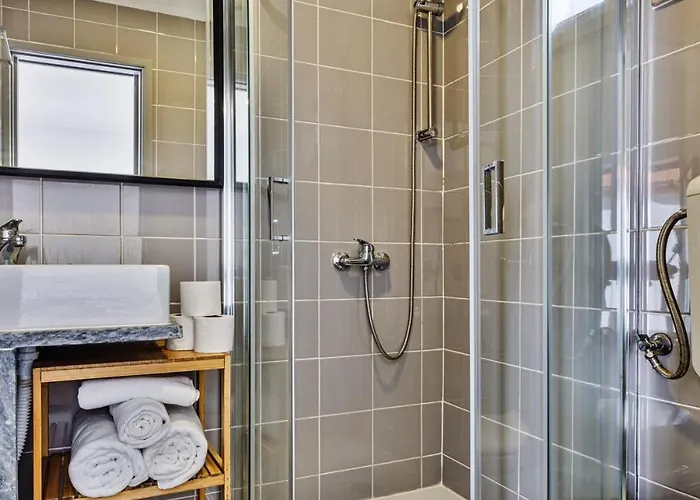 Penichepraia - Bungalows, Campers & 4* 佩尼契