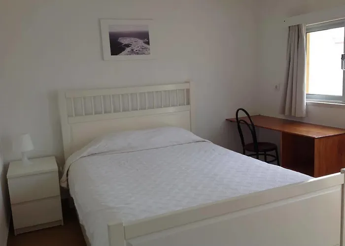 Penichepraia - Bungalows, Campers & 4*