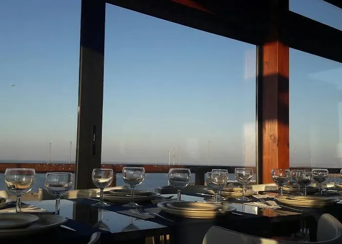 Penichepraia - Bungalows, Campers & 佩尼契